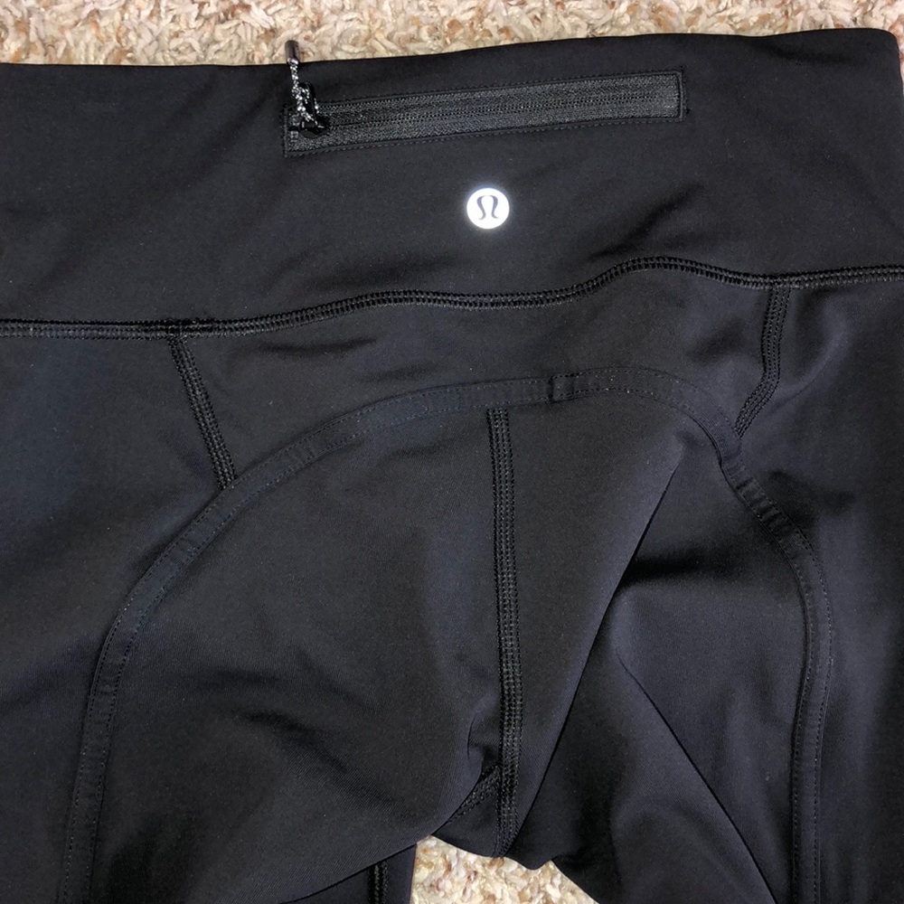 LULULEMON ATHLETICA BLACK LEGGINGS SIZE - 2 - Picture 3 of 8